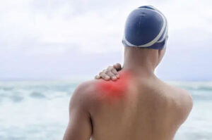 شایع ترین آسیب های ورزشی شنا - شانه درد
